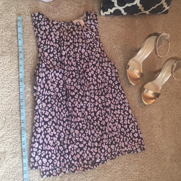 Floral sleeveless top sz S - Picture 2 of 6